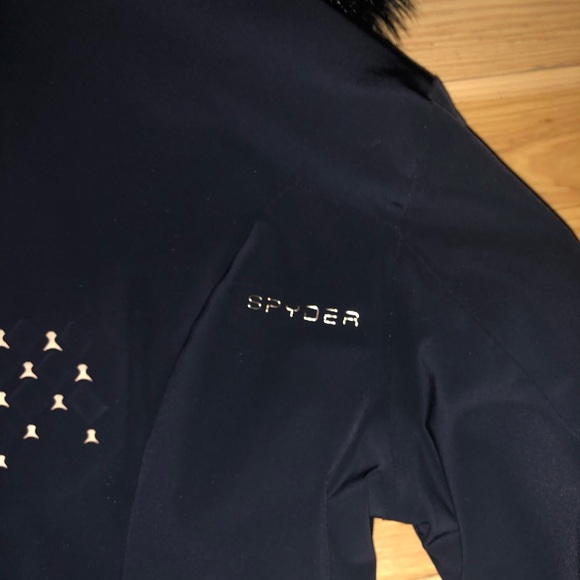 🥶 Spyder Pinnacle Ski Jacket - (worn once in mint condition) - Picture 4 of 12